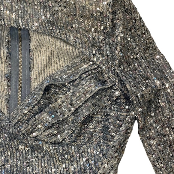 Fashion Nova - Baby Don’t Leave Sequin Skirt & Top Set - Women’s S - Picture 5 of 10